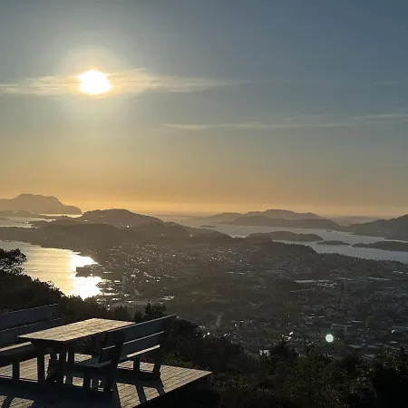 Attractive And * Alesund